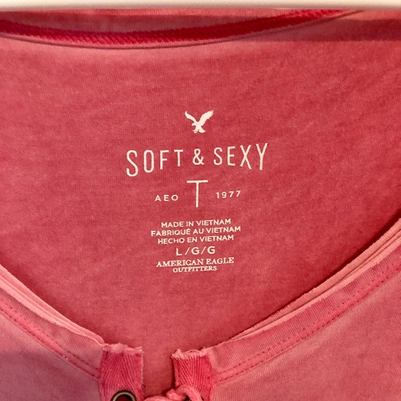 America Eagle L Soft & Sexy Pink Lace up Top - Picture 2 of 3